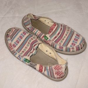 Sanuk - Multicolor Aztec Pattern Slip On Shoes